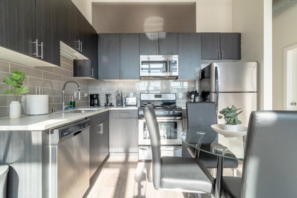 Mccormick Place Beautiful 2Br Apartment With Optional Parking Sleeps Up To 8 Near Soldier Field, Grant Park And Lakefront Trail Chicago Exterior foto